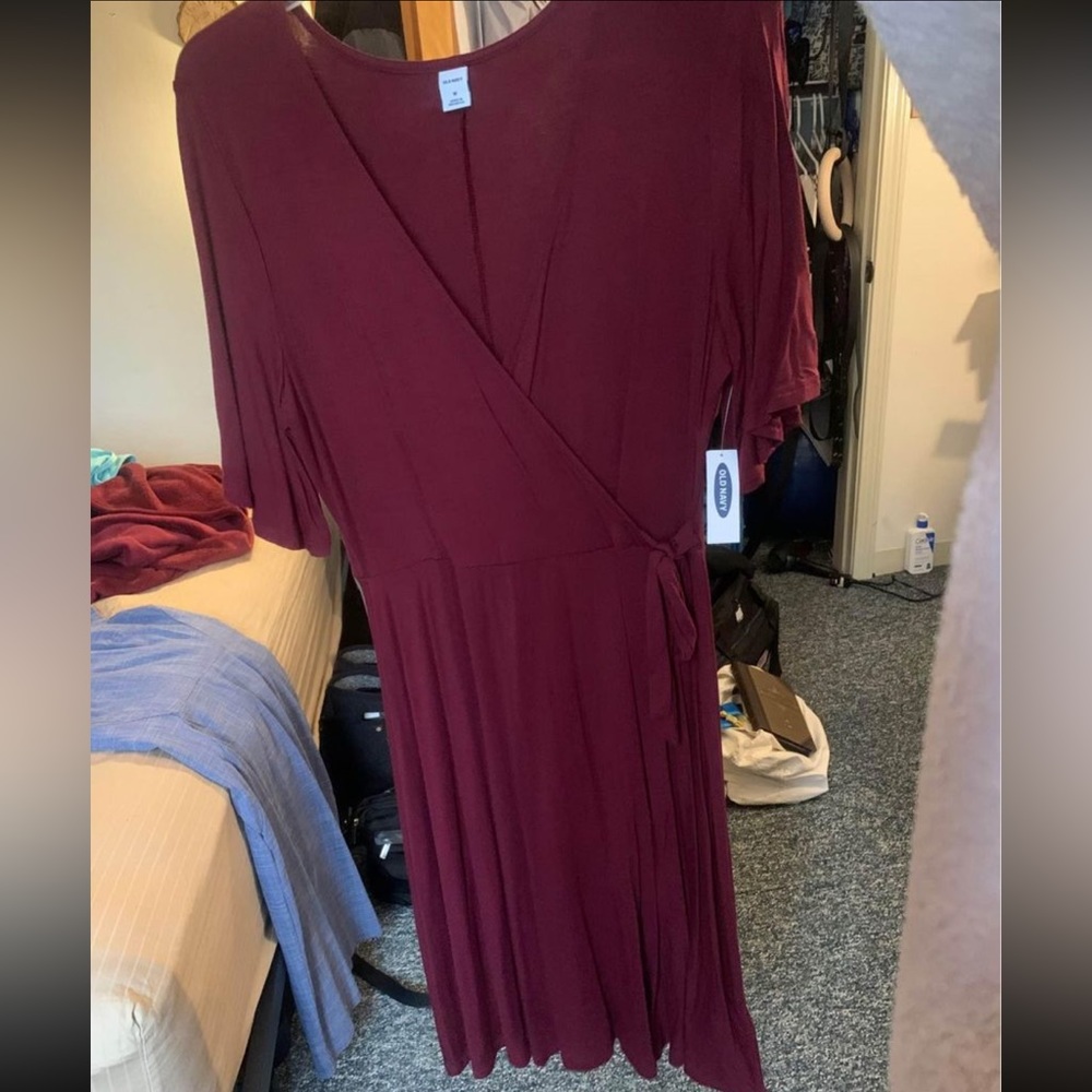 Medium BRAND NEW Old Navy dress Red